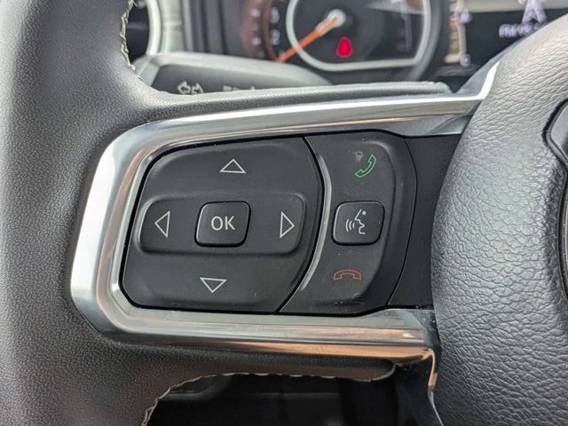 2025 Jeep Wrangler 4-Door Sahara - Photo 24