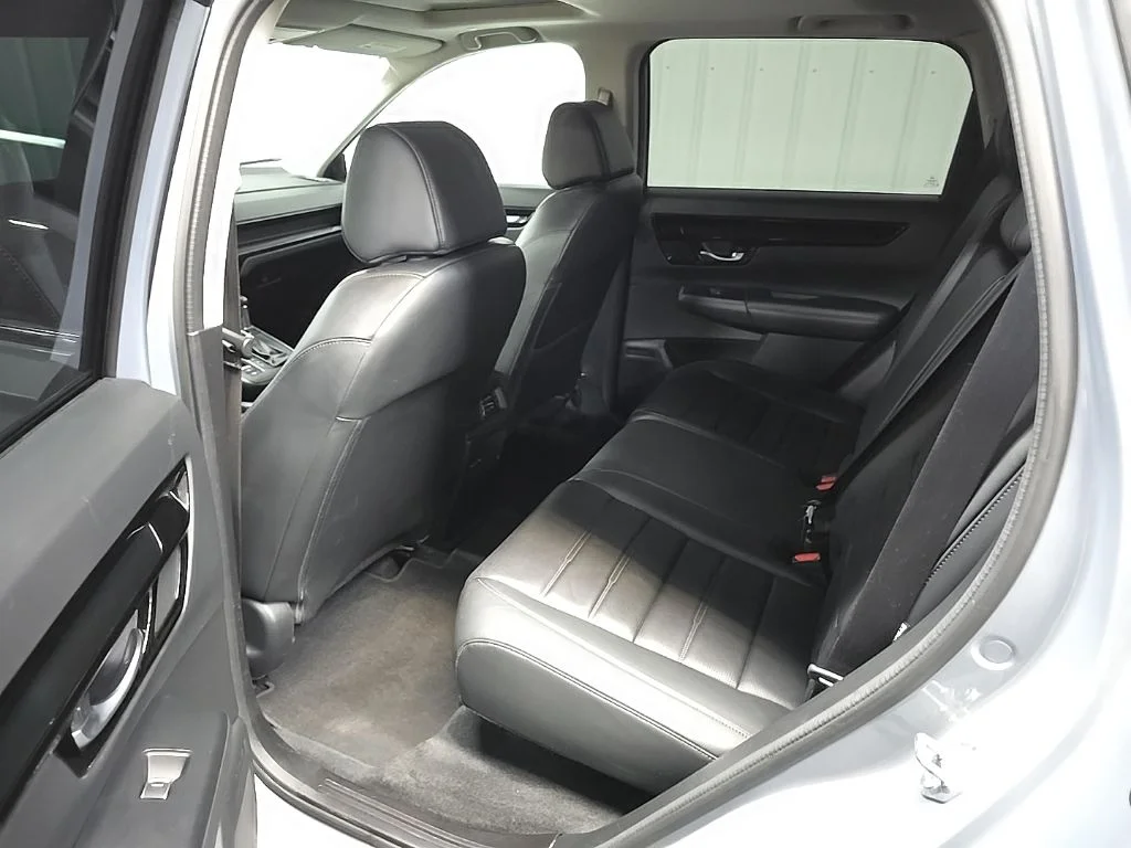 Used 2024 Urban Gray Pearl Honda EX-L image 31