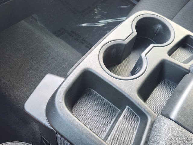 Used 2025 Summit White GMC Elevation image 22