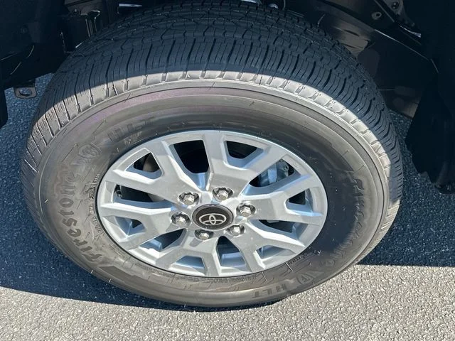 New 2026  Toyota SR5 image 5