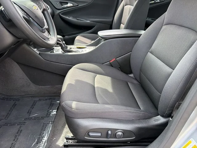 Used 2025 Gray Chevrolet LT image 21