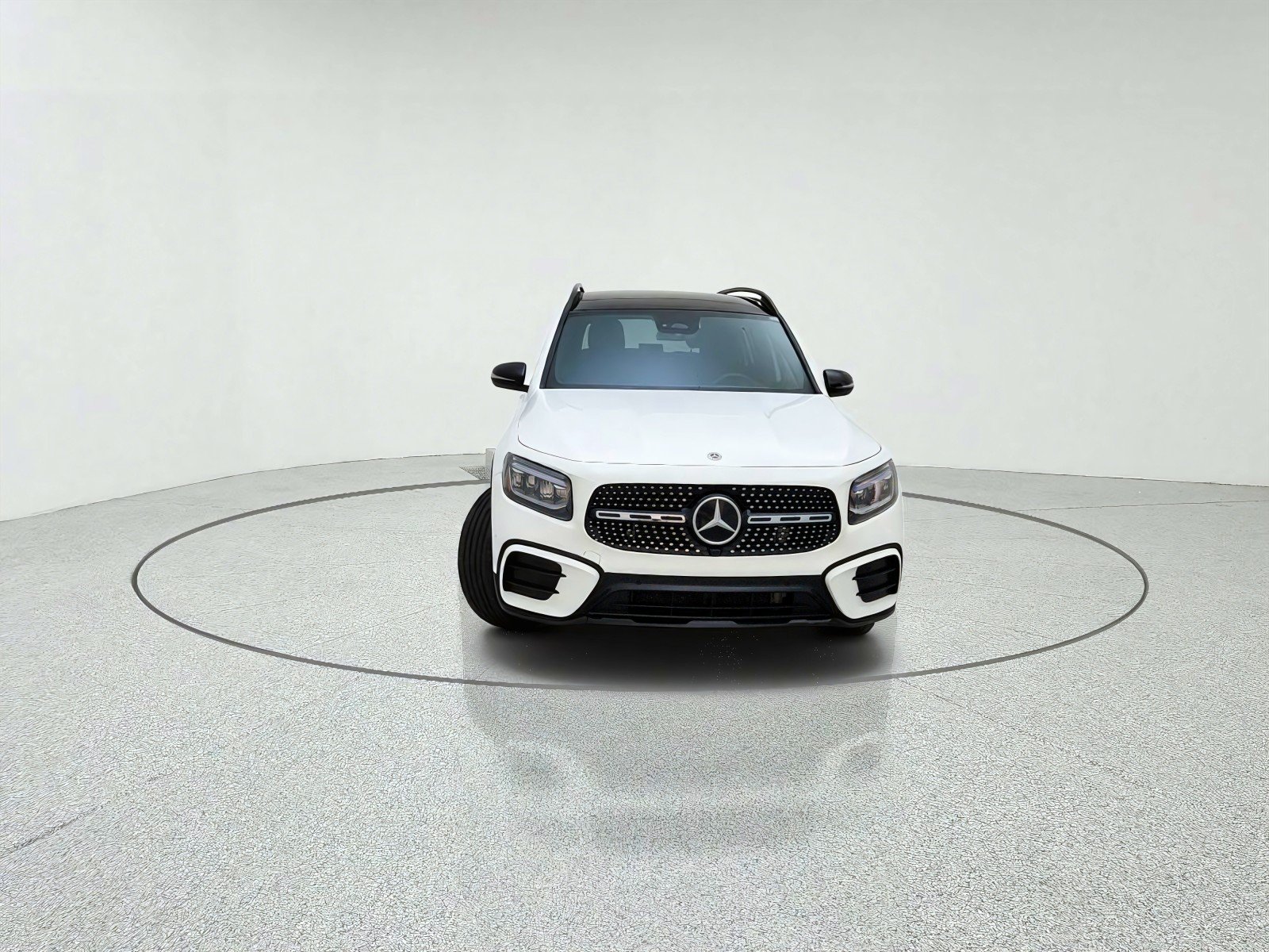 Used 2024 Polar White Mercedes-Benz AMG® Line Package image 3