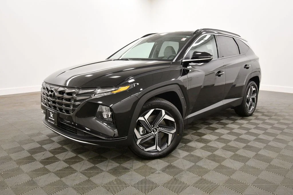 Used 2024 Hyundai Tucson Limited with VIN KM8JECD10RU192709 for sale in Rochester, Minnesota