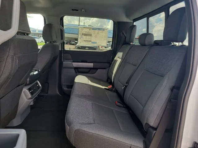 New 2026 Oxford White Ford XLT image 12
