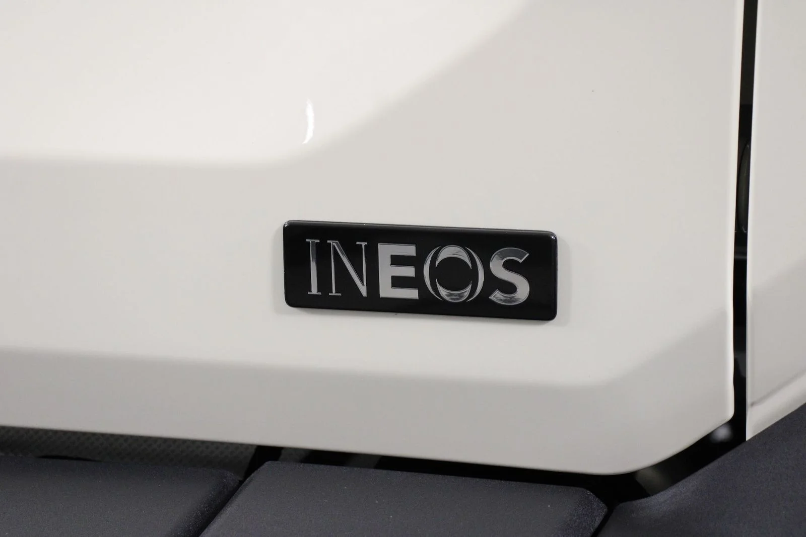 New 2026 Scottish White INEOS Trialmaster Edition image 19