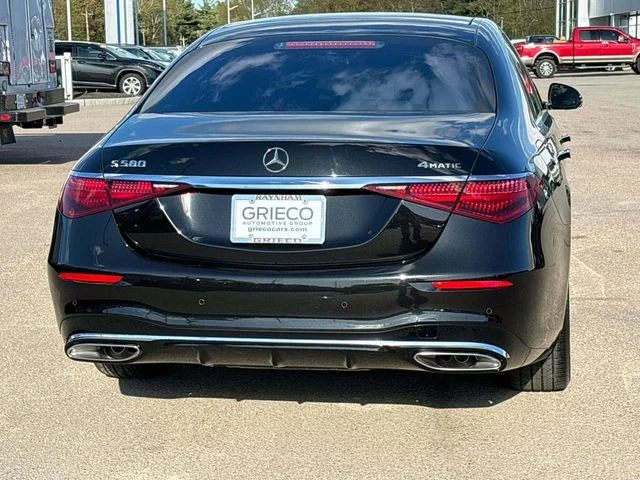 Used 2024 Black Mercedes-Benz S 580 image 4