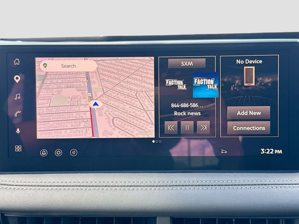 New 2027 2T RAD WHT INFINITI Sport AWD image 15