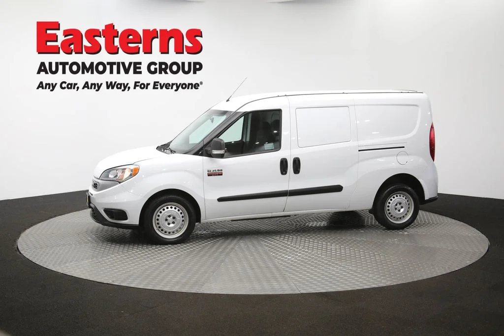 Used 2022 White Ram Base image 56