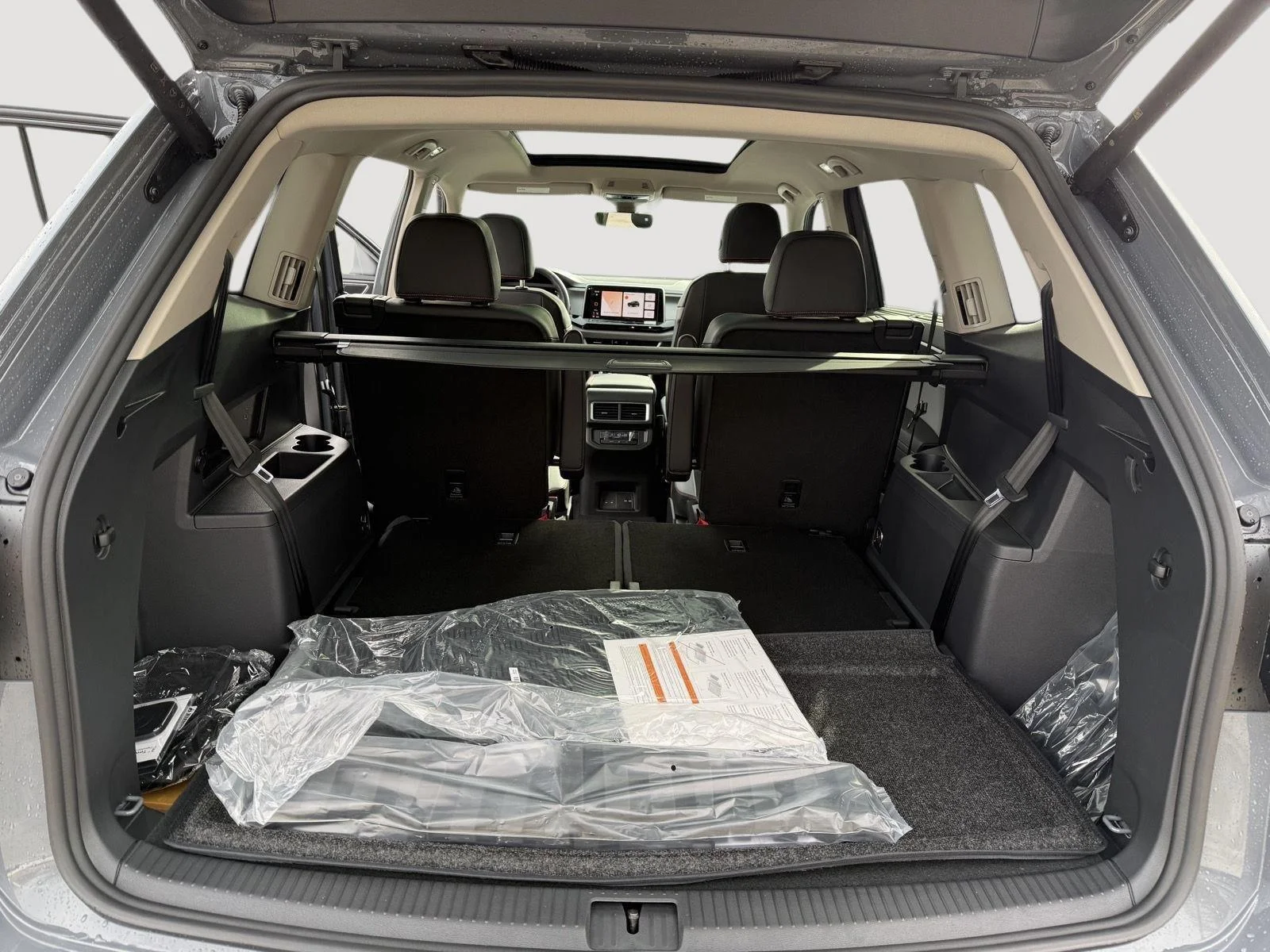 New 2026 Pure Gray Volkswagen 2.0T Peak Edition image 11