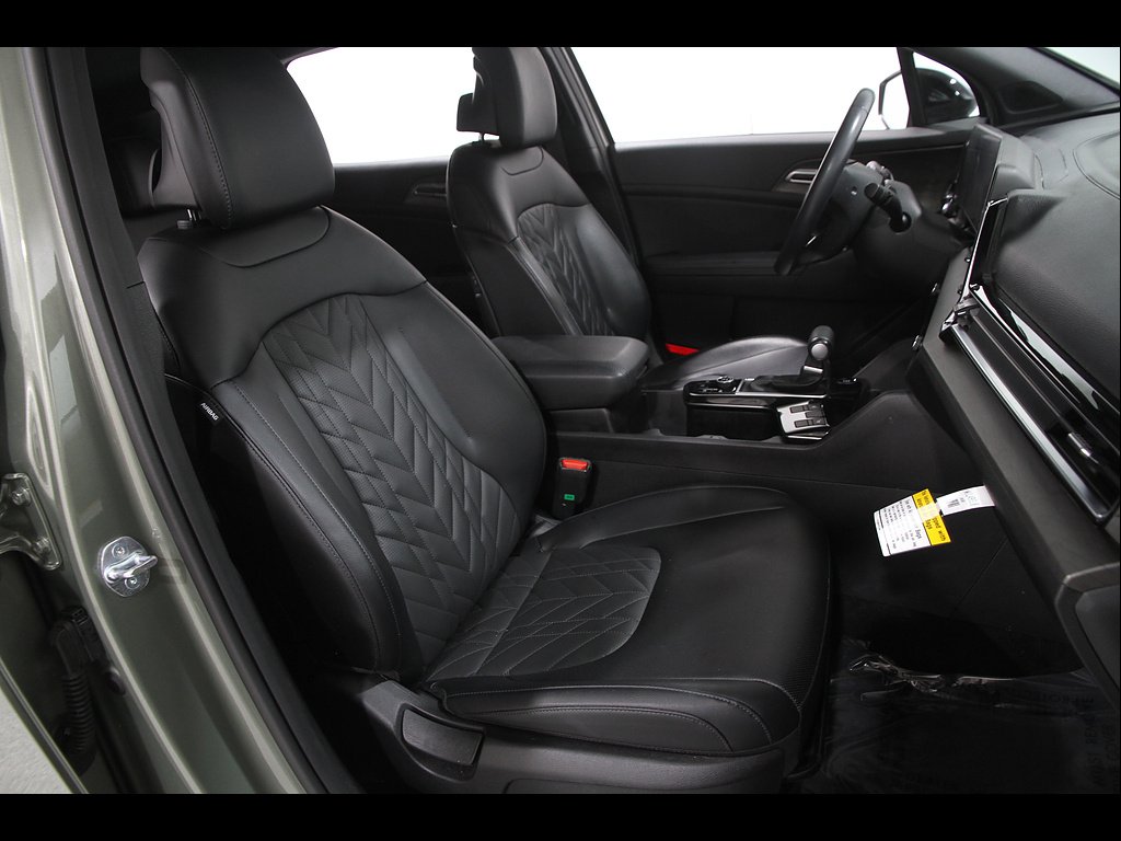 Used 2024 Jungle Green Kia X-Line image 18