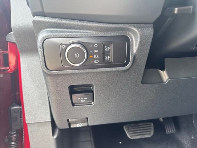 New 2026 Ruby Red Metallic Tinted Clearcoat Ford Outer Banks® image 18