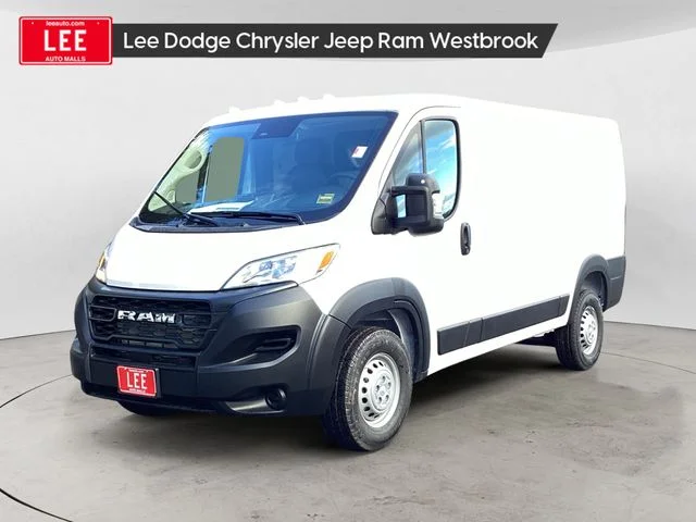 New 2026 Bright White Clearcoat Ram PROMASTER 1500 TRADESMAN CARGO VAN LOW ROOF 136