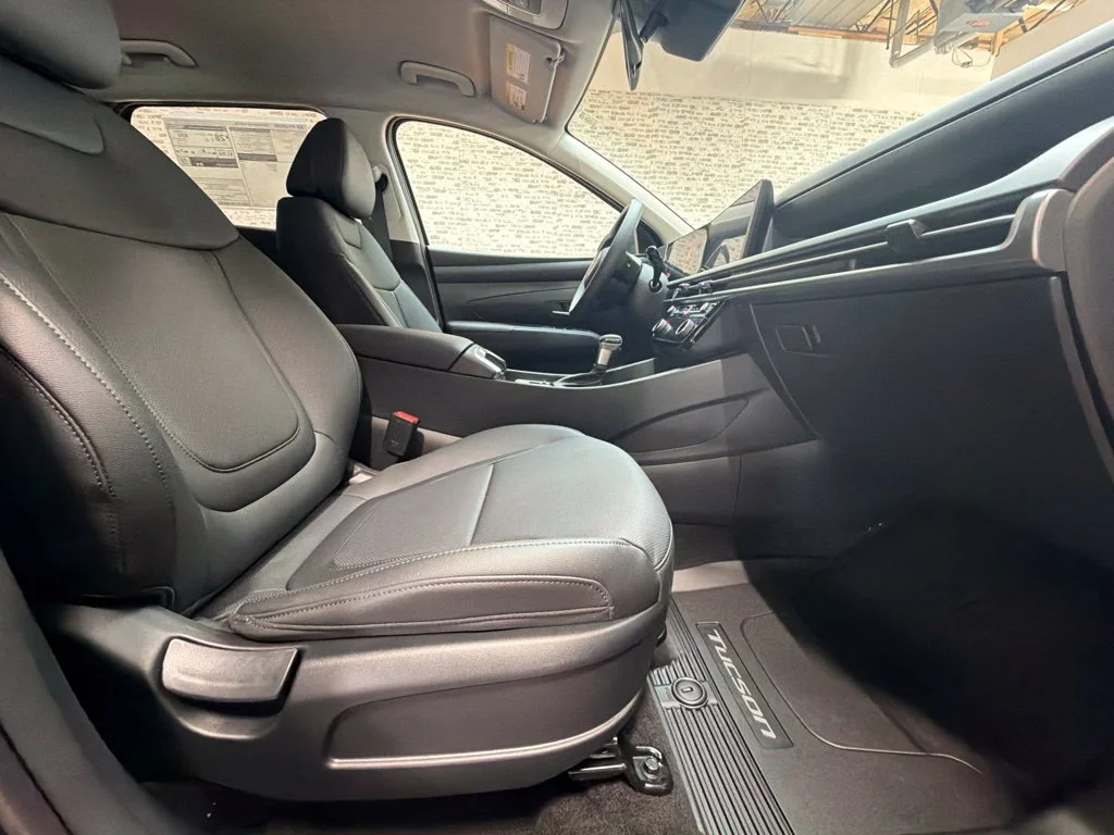 New 2026 Phantom Black Hyundai SEL Plus image 12