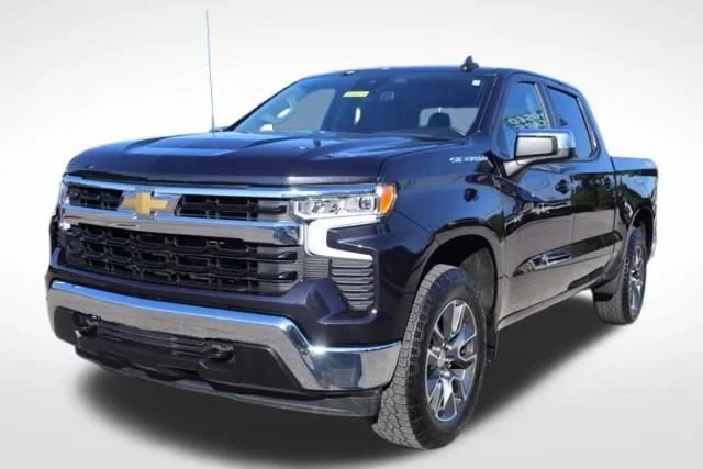 Used 2024 Dark Ash Metallic Chevrolet LT (2FL) image 6