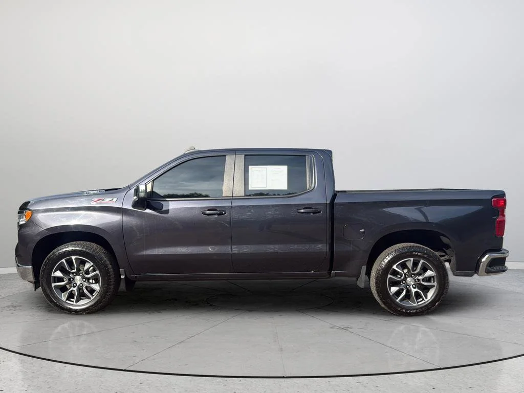 2022 Chevrolet Silverado 1500 LT - Photo 10