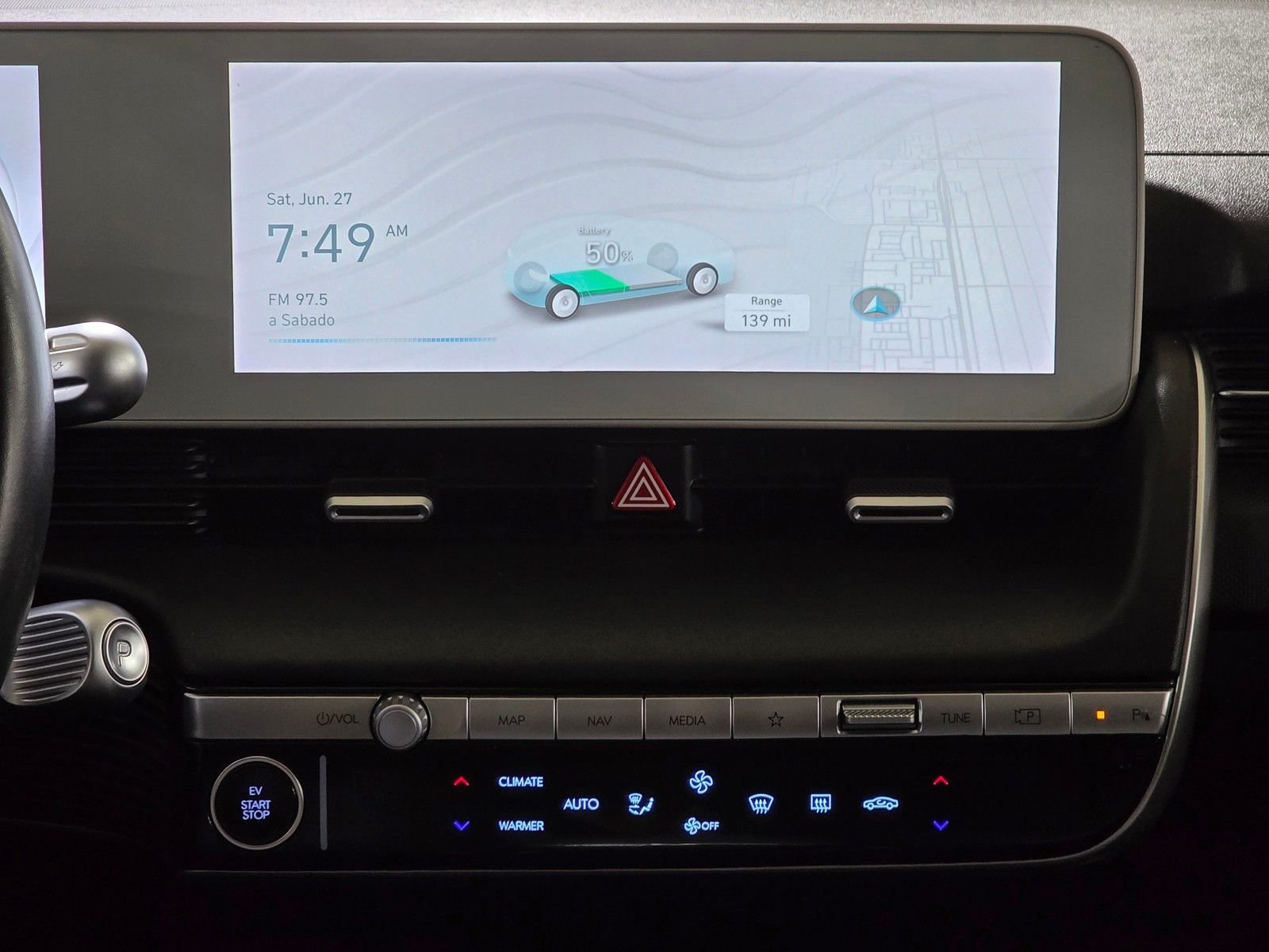 Used 2022 Atlas White Hyundai SE image 25