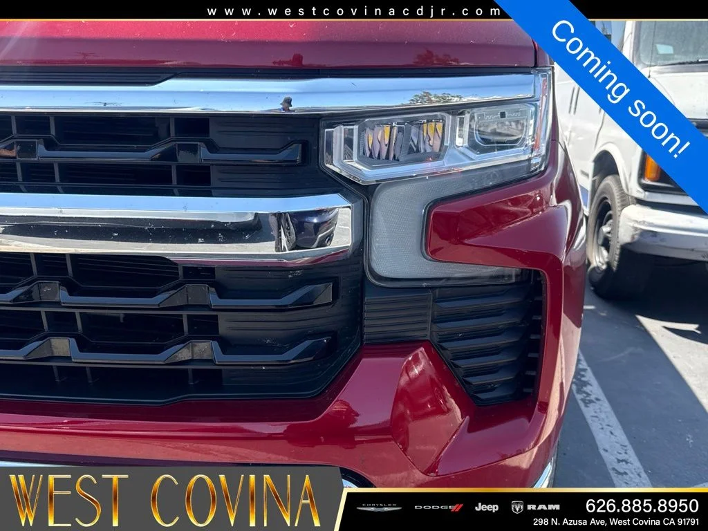Used 2022 Red Chevrolet LT image 5
