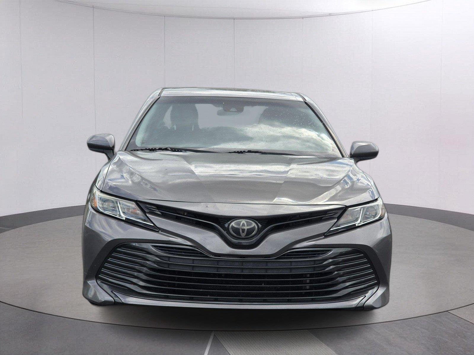 Used 2018 Predawn Gray Mica Toyota LE image 2