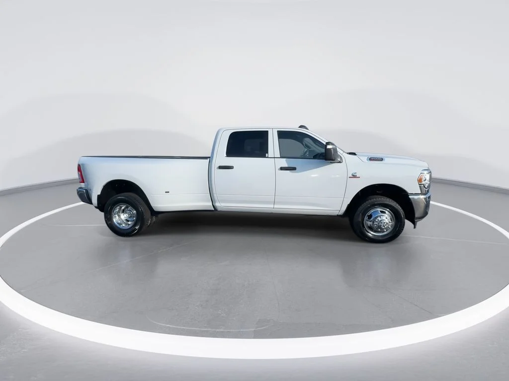 Used 2024 White Ram Tradesman image 9
