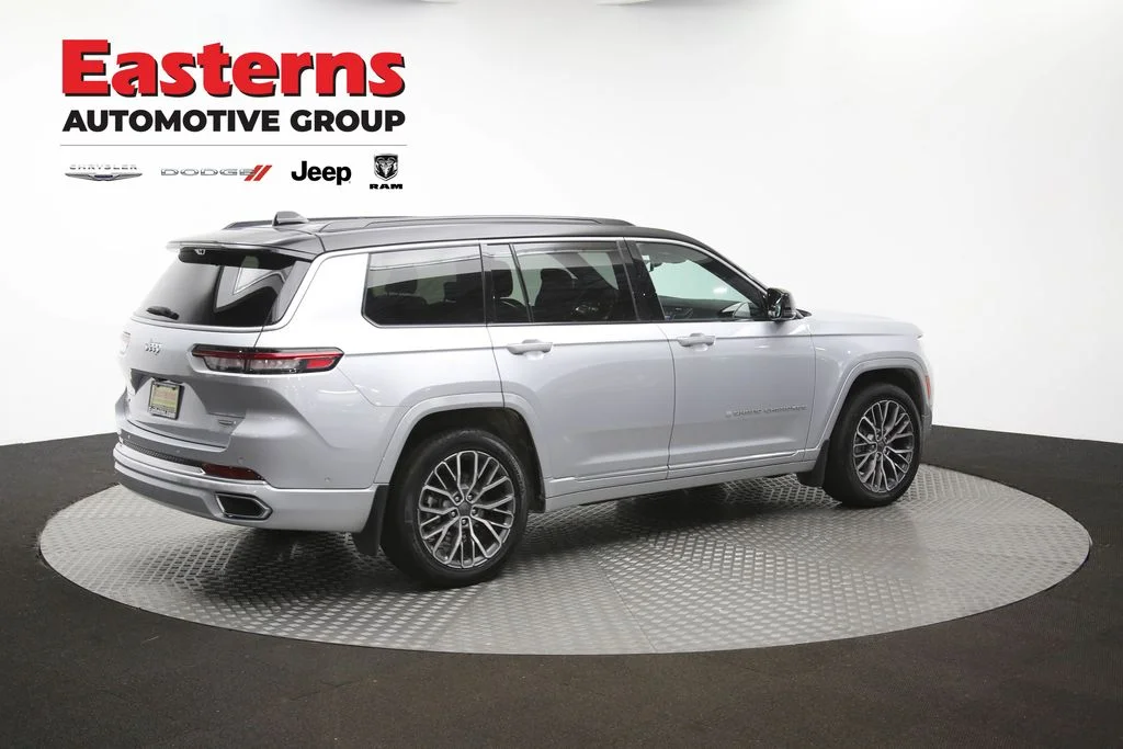 Used 2024 Silver Jeep Summit image 46