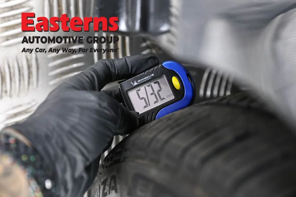 Used 2025 Gray Honda SE image 26