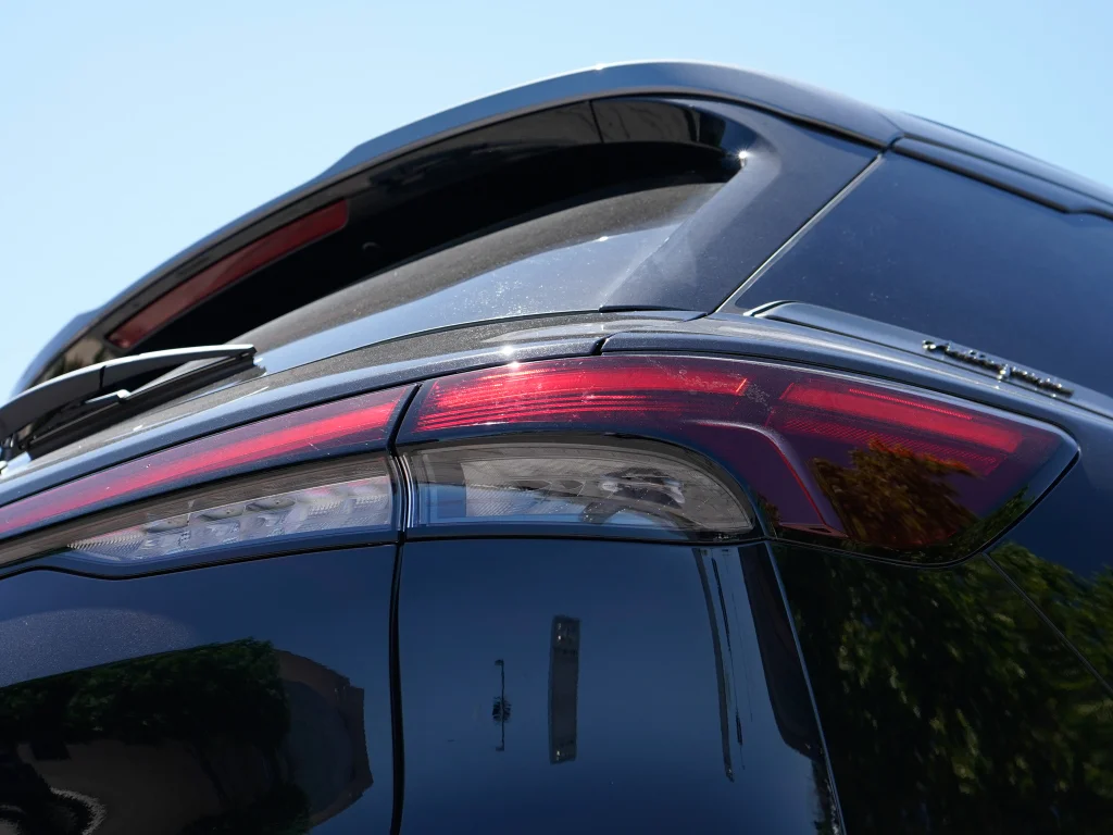 New 2027 2T MNRL BLK INFINITI Autograph AWD image 10