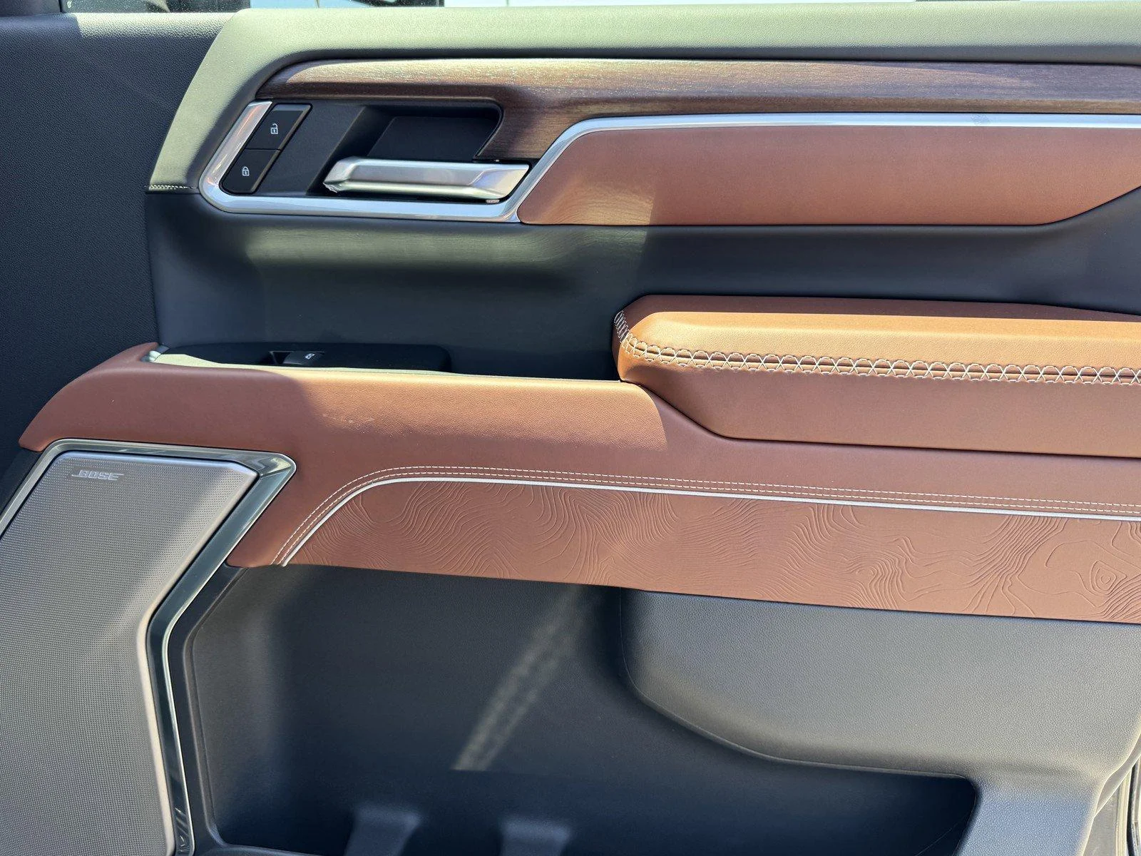 New 2026 Titanium Rush Metallic GMC Denali Ultimate image 10