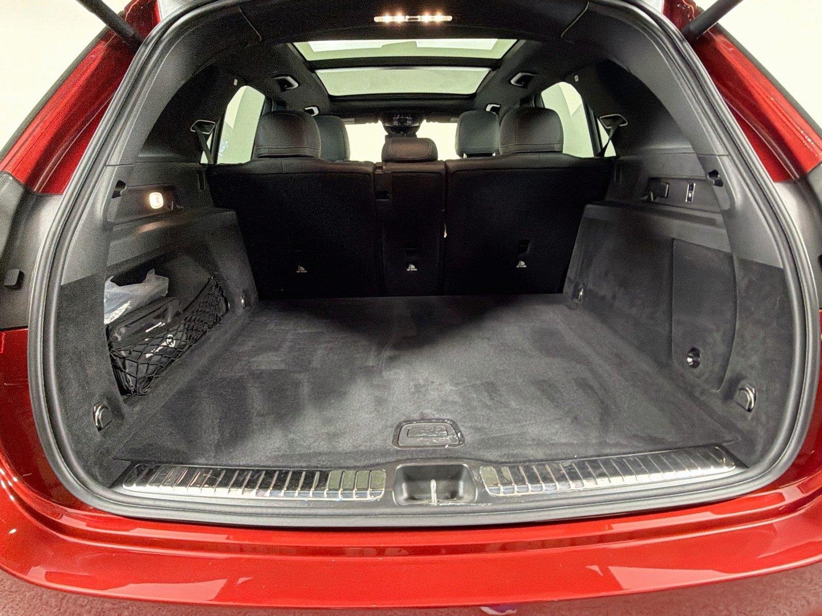 Used 2025 MANUFAKTUR Cardinal Red Metallic Mercedes-Benz GLE 580 image 28