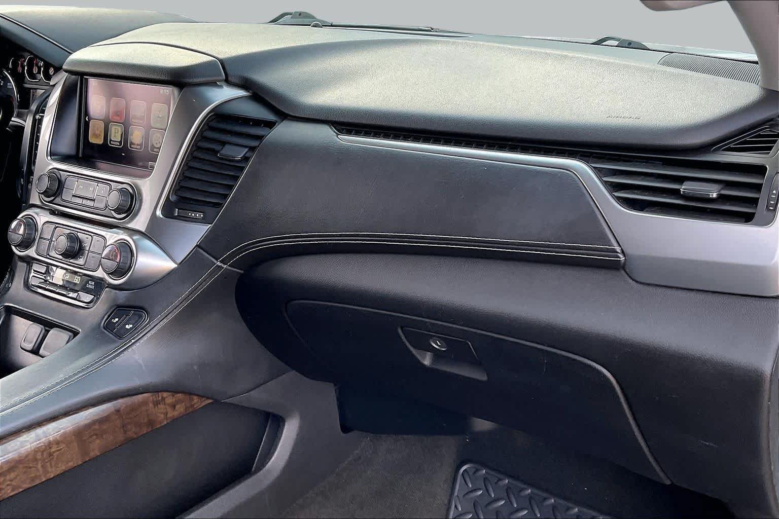 Used 2016 Summit White Chevrolet LT image 17