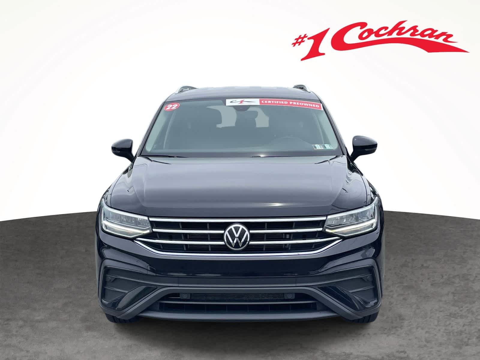 Used 2022 Deep Black Pearl Volkswagen SE image 12