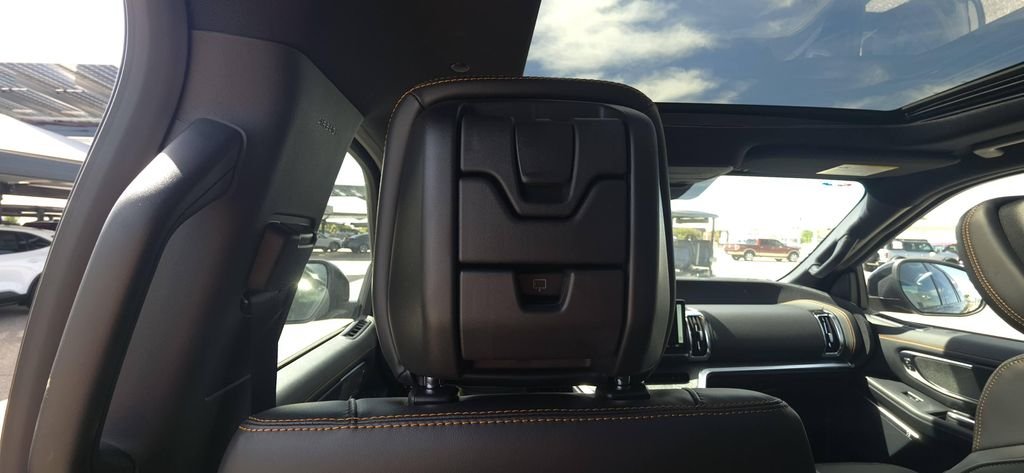 New 2026 Agate Black Metallic Ford Tremor® image 36