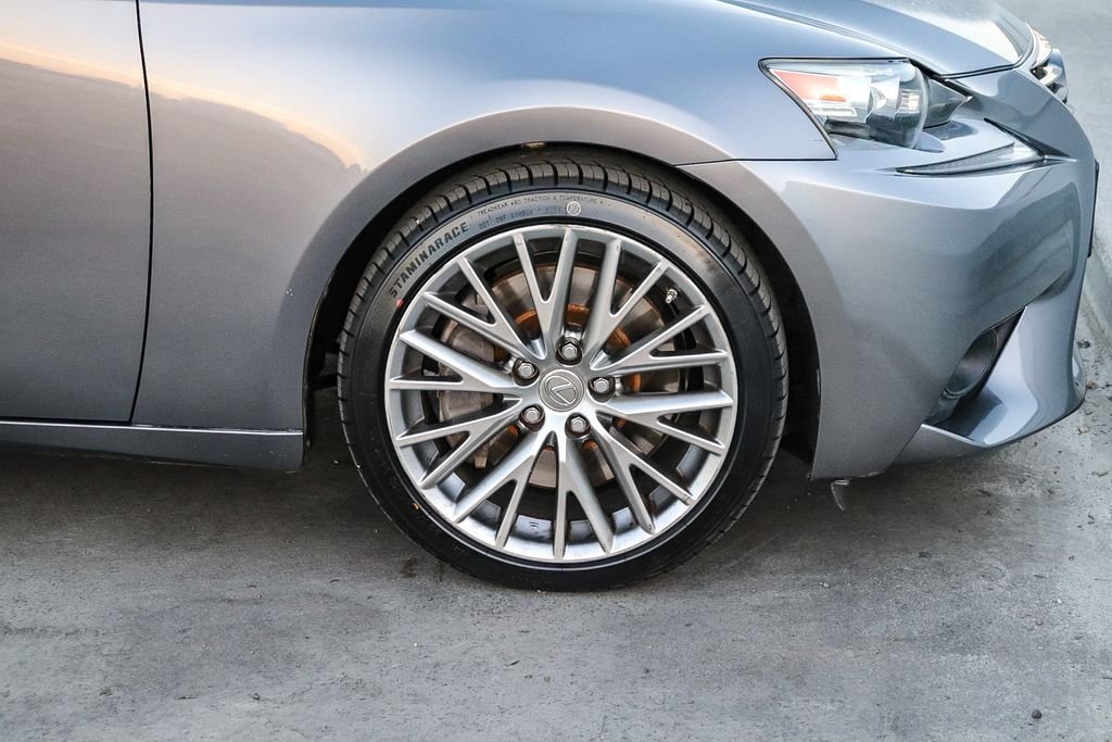 Used 2016 Gray Pearl Lexus 200t image 11