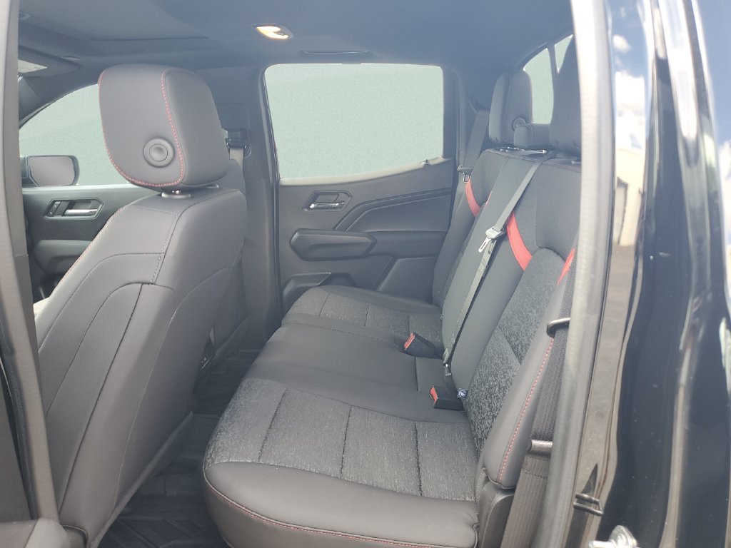 Used 2023 Black Chevrolet Z71 image 10