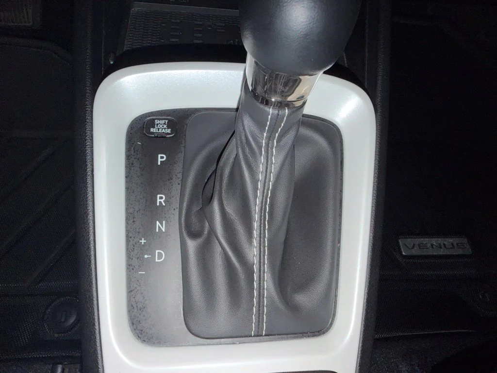 Used 2024 Intense Blue Hyundai Limited image 31