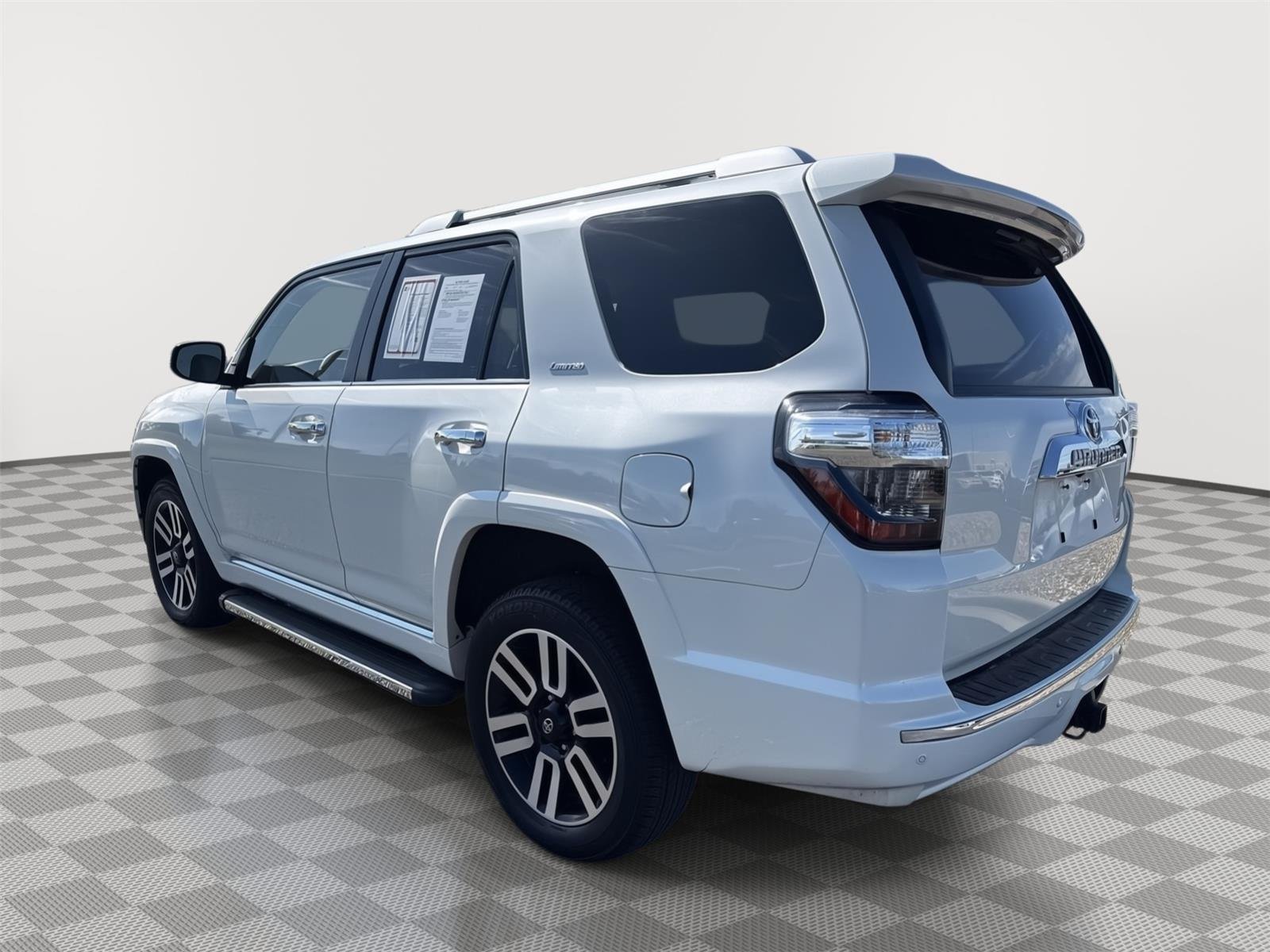 Used 2023 Blizzard Pearl Toyota Limited image 9