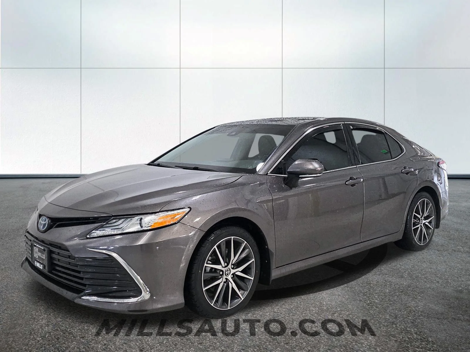 Used 2022 Toyota Camry XLE with VIN 4T1F31AK0NU572902 for sale in Willmar, Minnesota