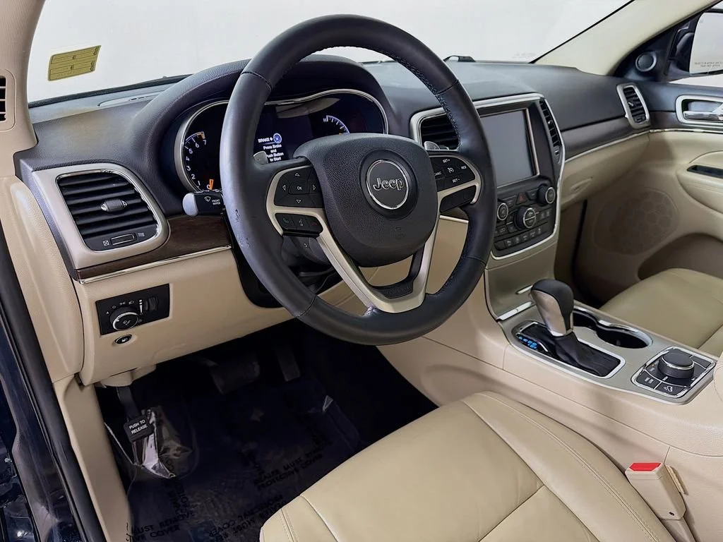 Used 2017 Black Jeep Limited image 10