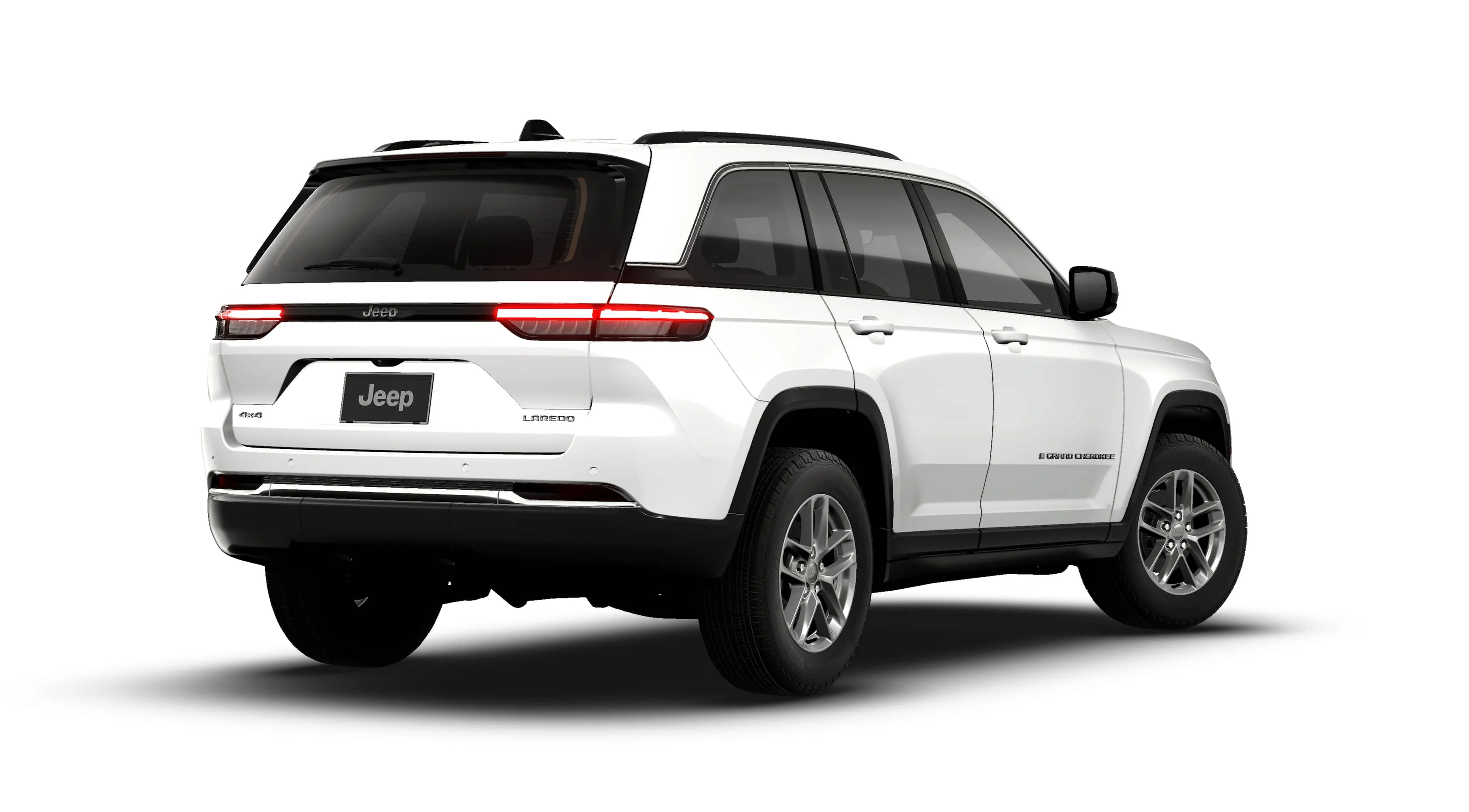 New 2026 Bright White Clear-Coat Exterior Paint Jeep Laredo X image 14