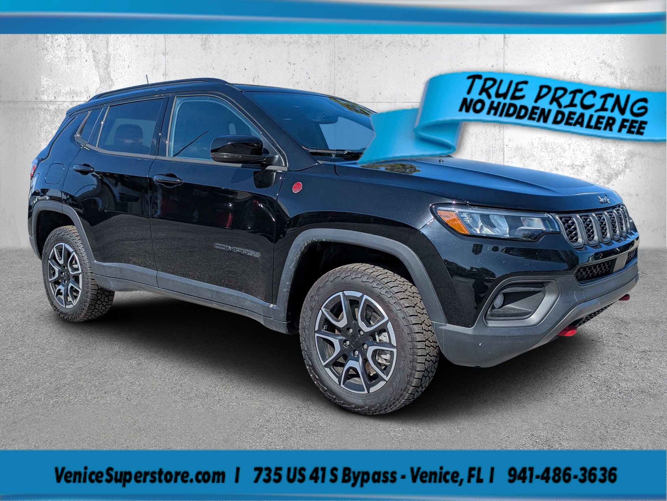 Used 2024 Diamond Black Crystal Pearlcoat Jeep Trailhawk image 1