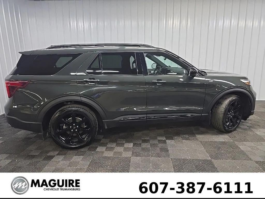Used 2023 Green Ford ST-Line image 2