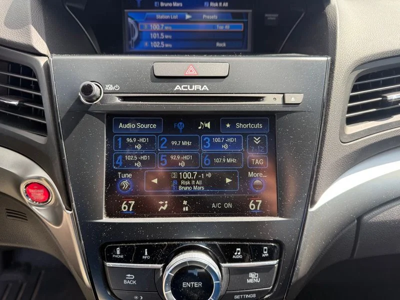 Used 2018  Acura Technology Plus and A-SPEC Packages image 11