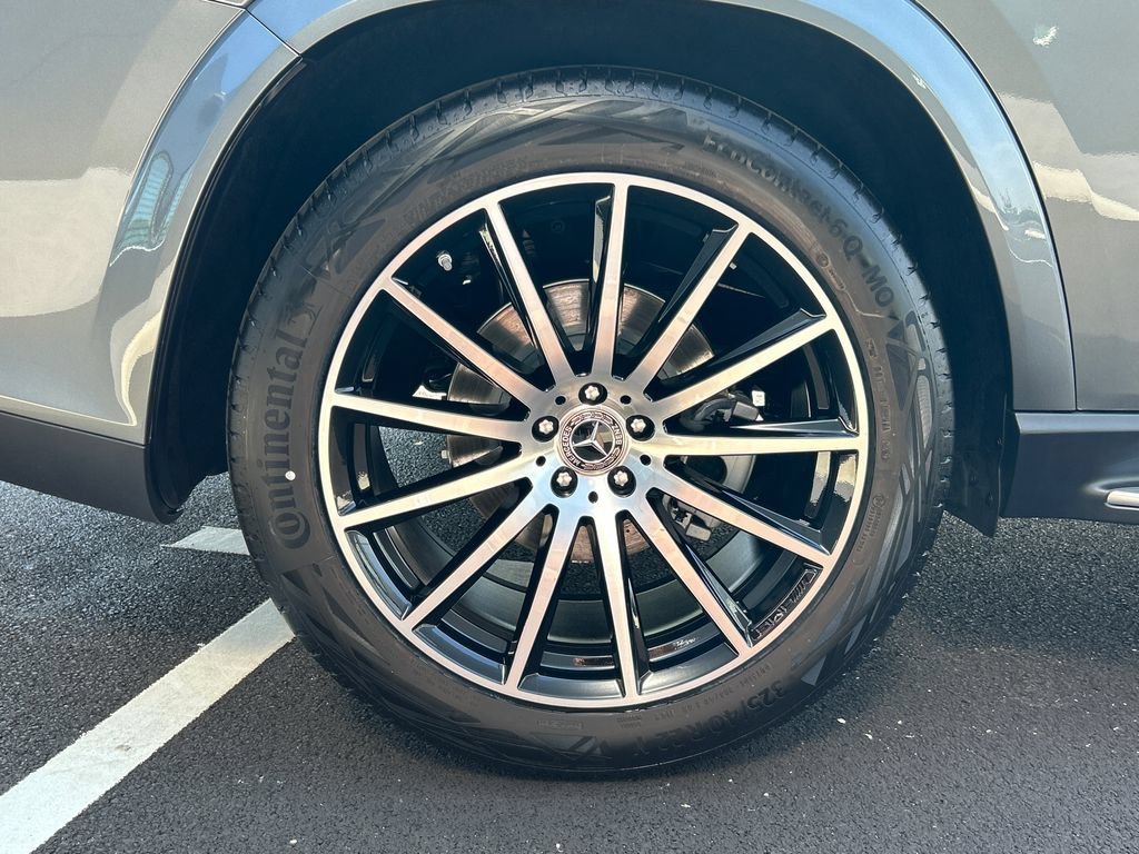 New 2026 Selenite Grey Metallic Mercedes-Benz GLS 450 image 76
