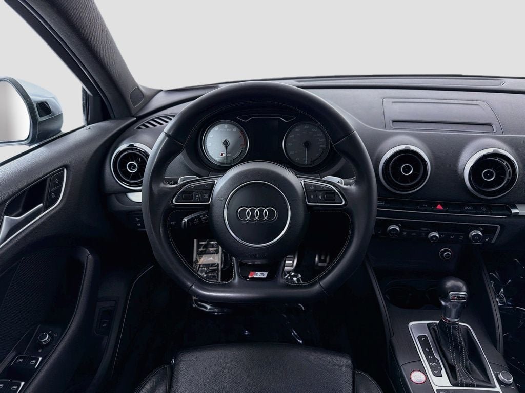 Used 2016 Sepang Blue Pearl Effect Audi 4dr Sedan quattro 2.0T Premium Plus image 23