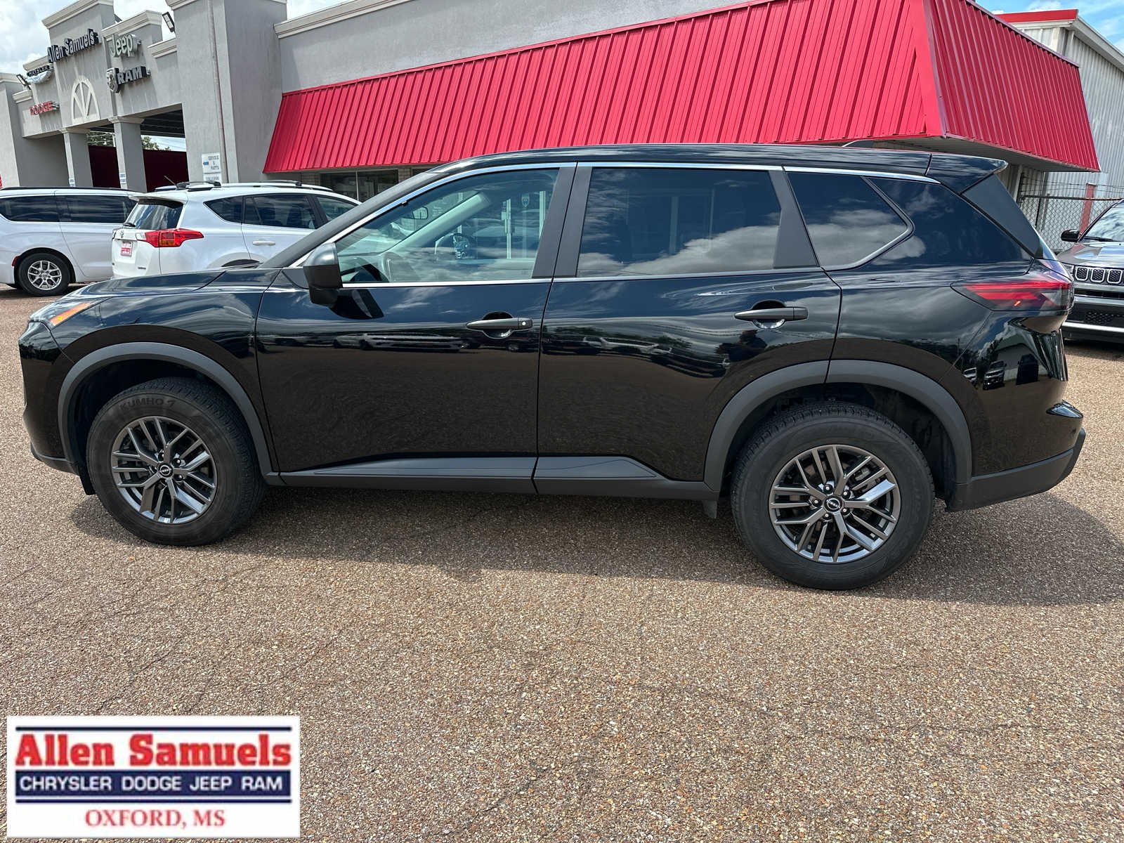 Used 2024 Super Black Nissan S image 7