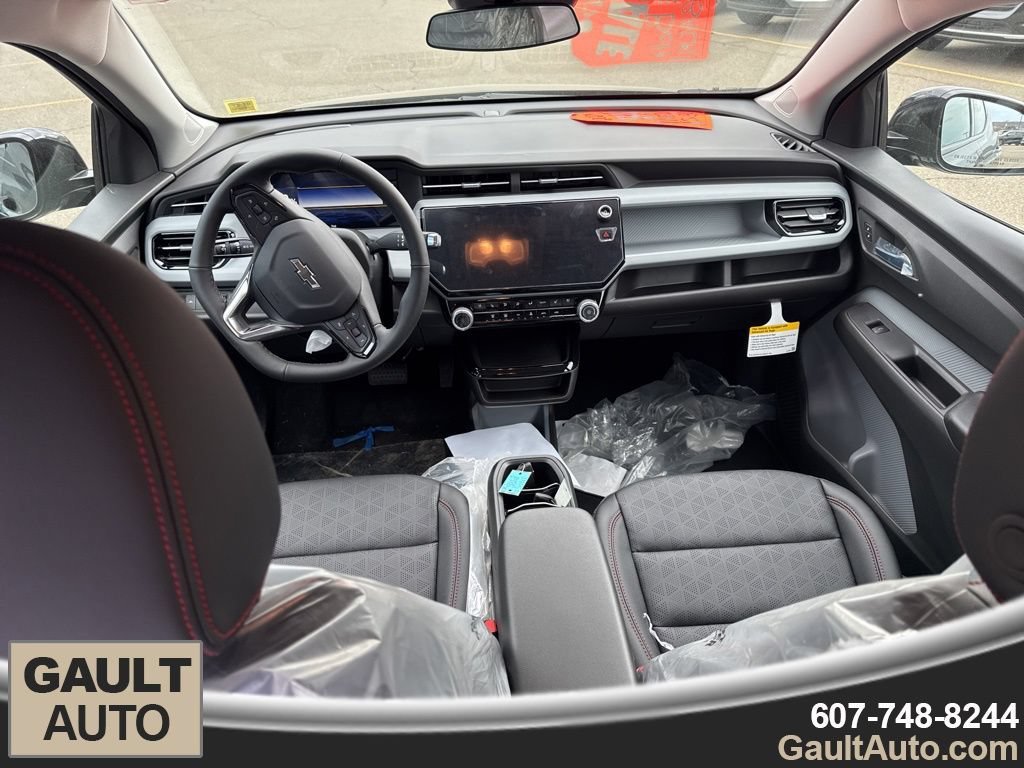2027 Chevrolet Bolt RS - Photo 12