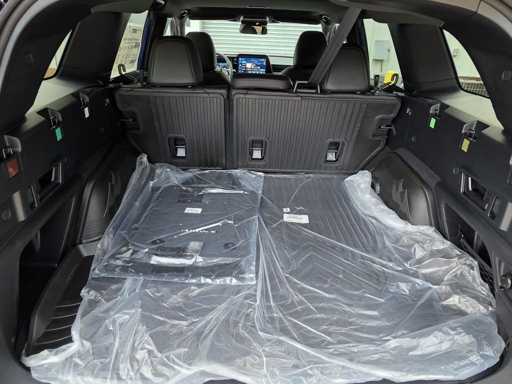 New 2026 SAPPHIRE BLUE PEARL Subaru Premium image 15