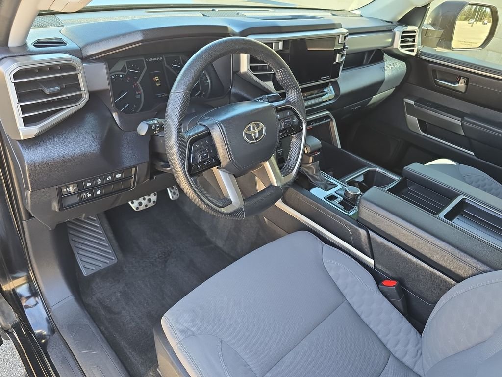 2024 Toyota Tundra SR5 - Photo 16