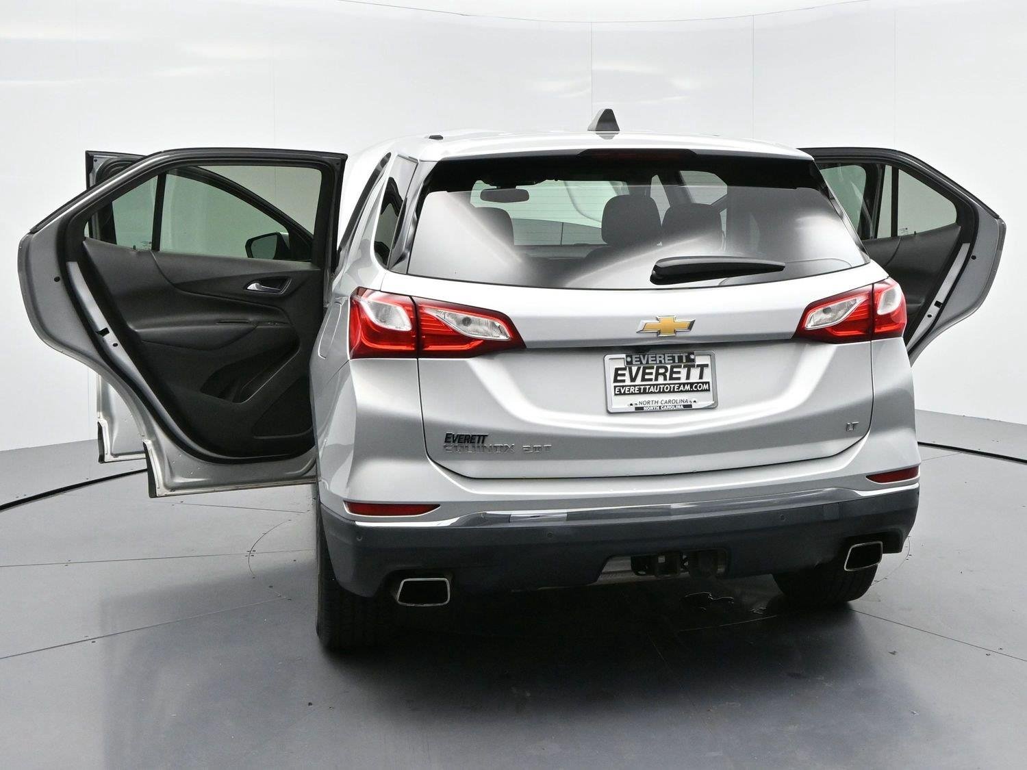 Used 2018 Silver Ice Metallic Chevrolet LT image 40
