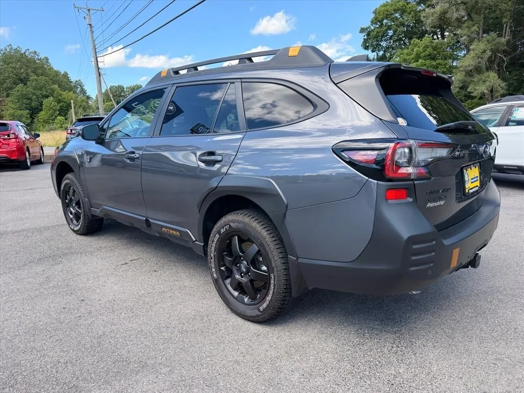 Used 2025 Gray Subaru Wilderness image 5