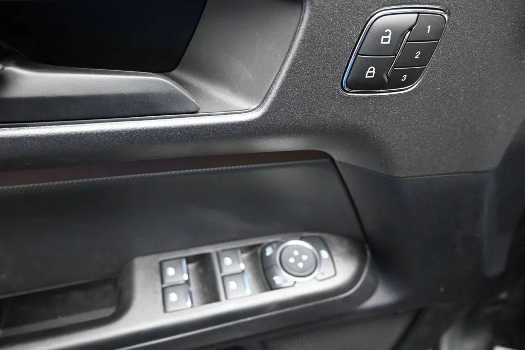 New 2026 Carbonized Gray Metallic Ford Outer Banks image 11